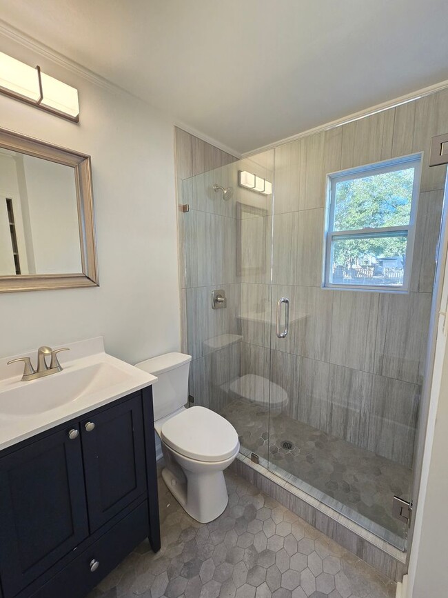 Building Photo - SUNSET PARK - **MOVE IN SPECIAL: $500 OFF ...
