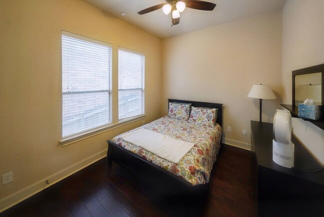Building Photo - Executive Style Home Now Available in Ston...