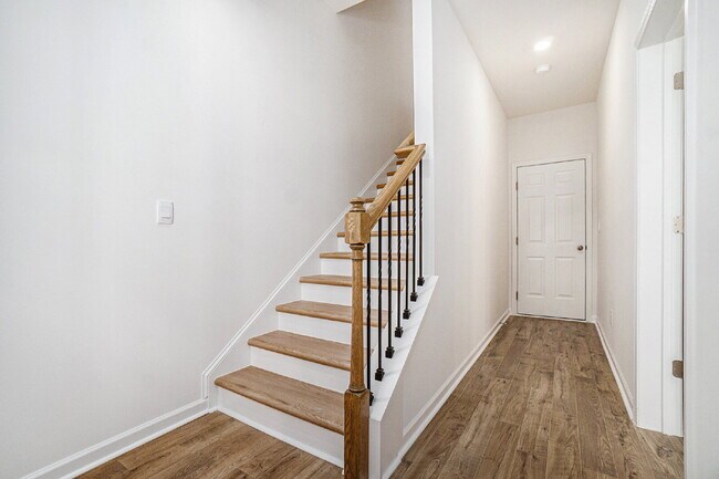 Building Photo - Brand New 'Knollwood' 3 Bed/3.5 Bath Townhome: Quartz, LVP Flooring, Deck & Pool Access!