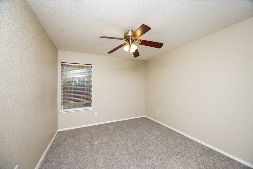 Building Photo - 3704 St Johns Dr