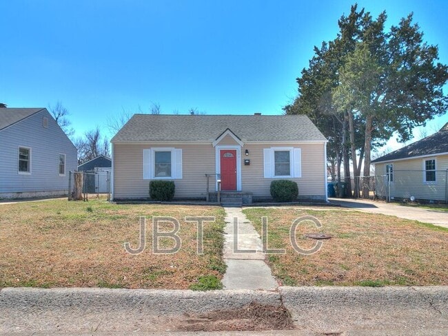 Building Photo - 224 W Ercoupe Dr