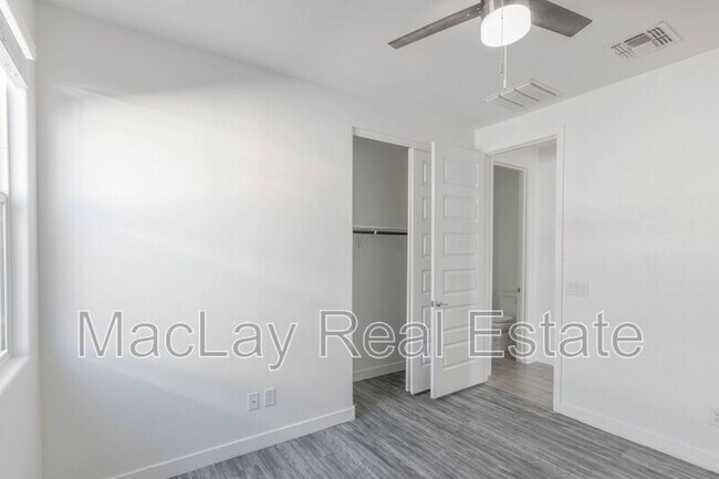 Building Photo - 36610 W Mediterranean Way