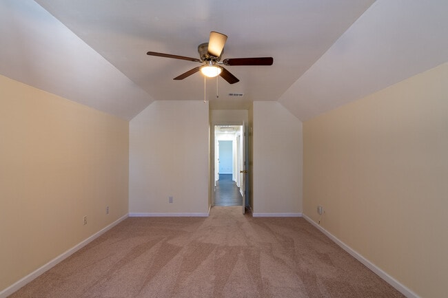 Building Photo - 1051 Waltons Ct