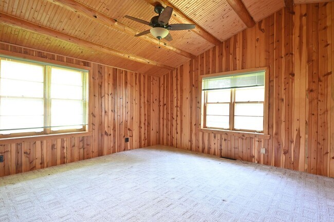 Building Photo - 272 Fish Hatchery Rd