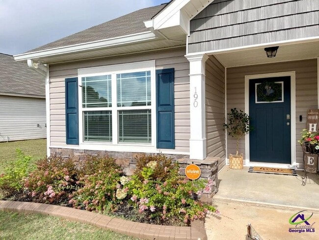 Building Photo - 190 Red Tail Cir