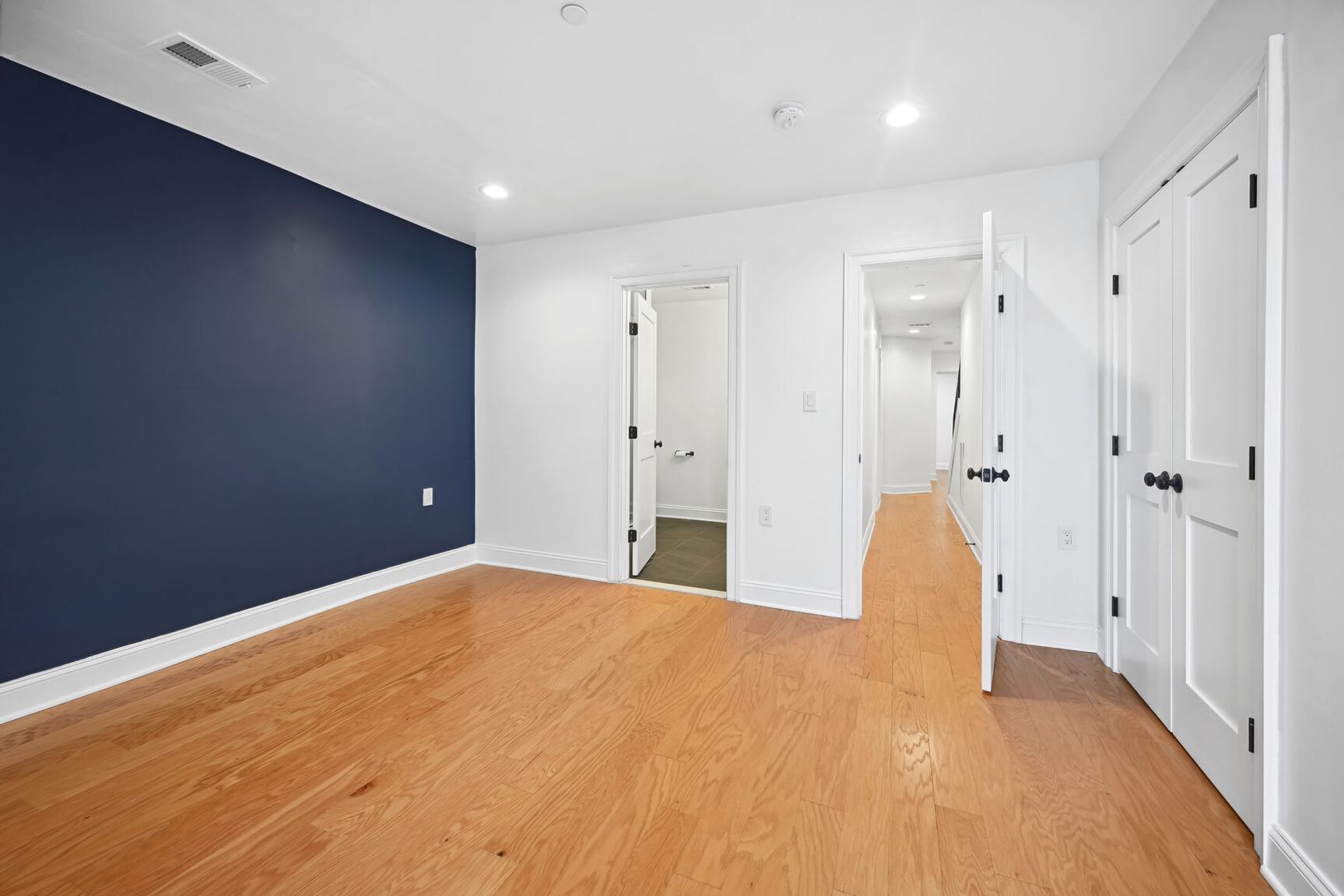 Building Photo - 1315 Trinidad Ave NE