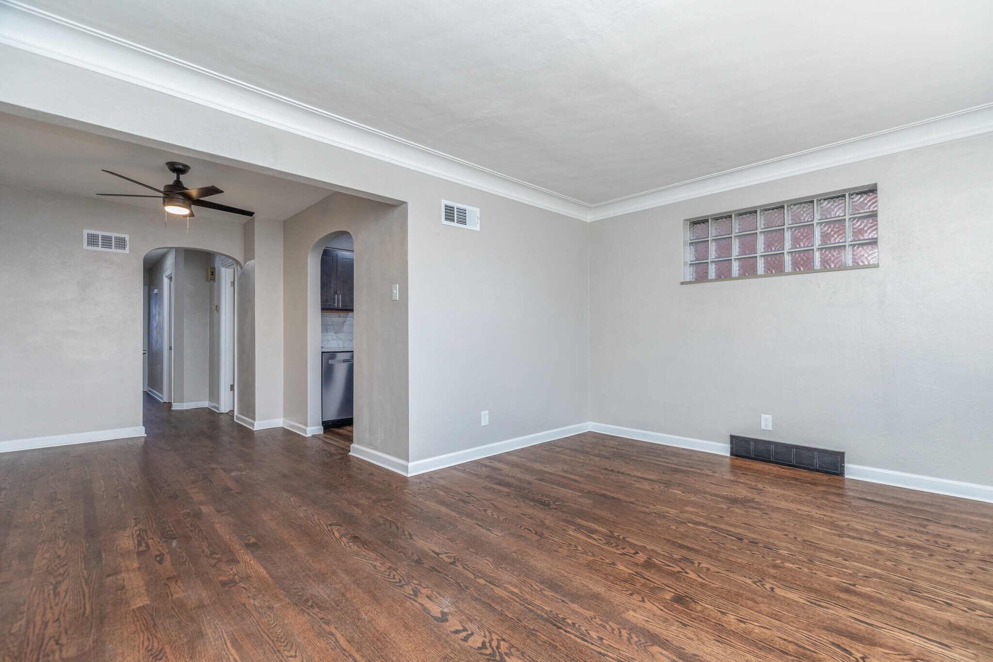 Building Photo - 6061 Potomac St