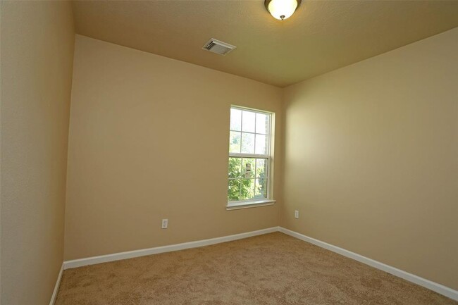 Building Photo - 18106 Sorrell Oaks Ln