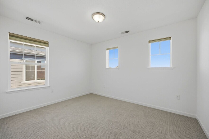 Building Photo - 18150 Martinello Dr