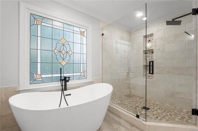 Building Photo - 870 Longstone Landing