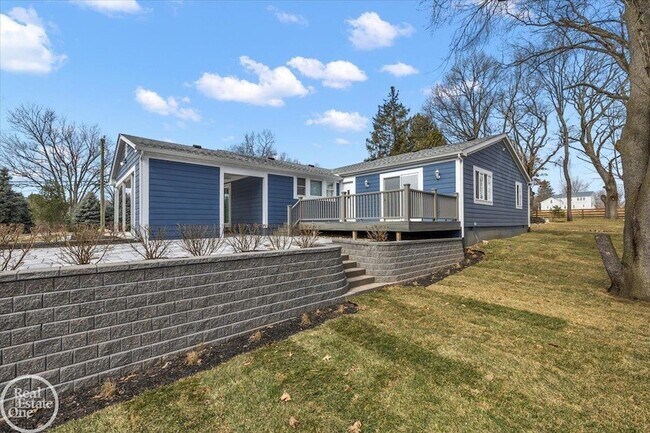 Building Photo - 68000 Dequindre Rd