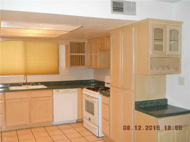 Building Photo - 10560 Crete Dr