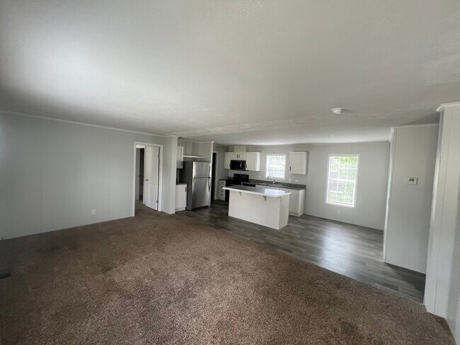 Building Photo - 21 Cardinal Hill Dr