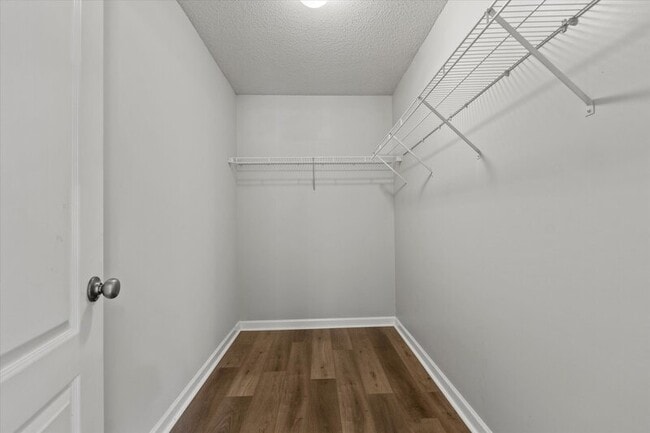 Building Photo - 107 Spirit Dr