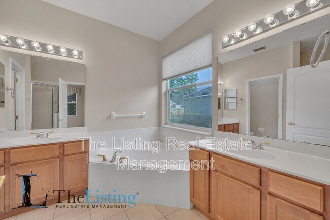 Building Photo - 2872 Spring Heather Pl