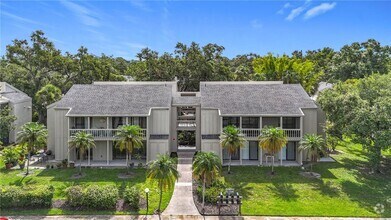 Building Photo - Fully Furnished 2BR/2BA Condo in the Heart...