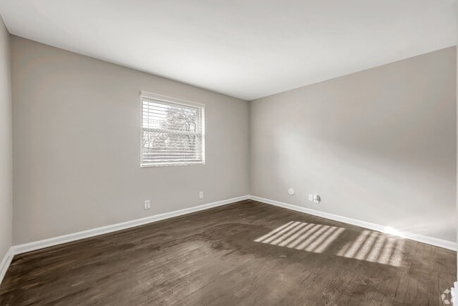 Building Photo - Freshly Renovated 1BR Near Transit – Available Now