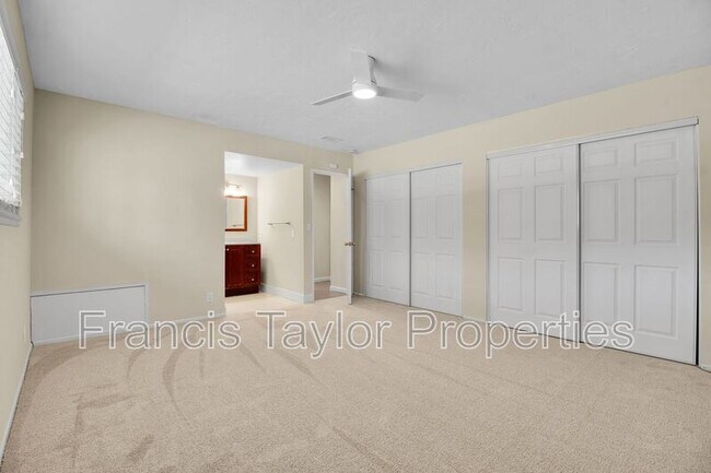 Building Photo - 2053 Habero Dr