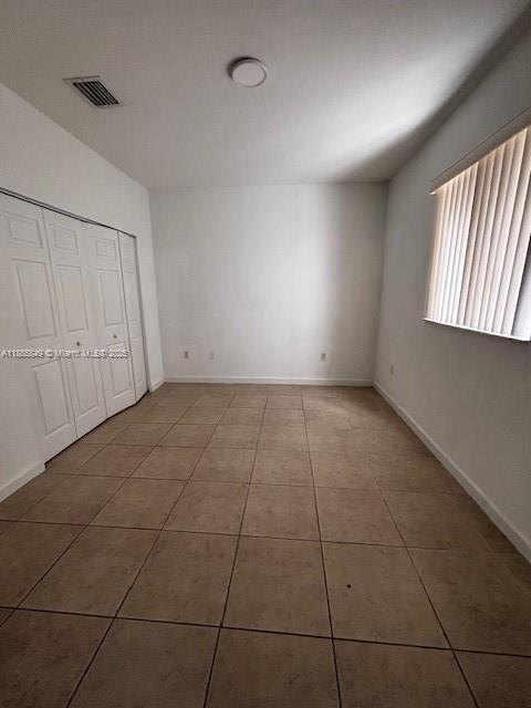 Building Photo - 1464 NE 40th Rd