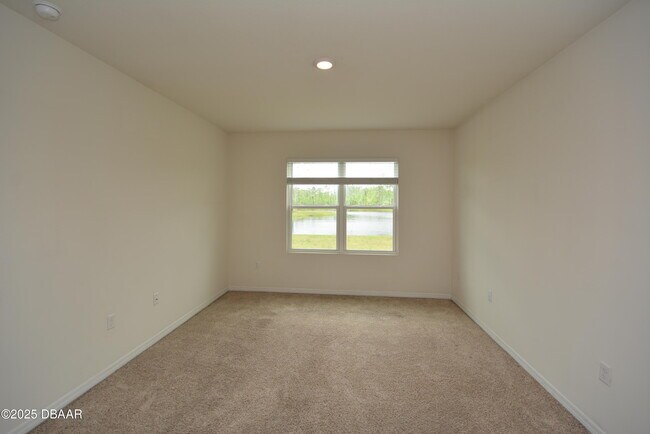 Building Photo - 285 Sunset Point Dr