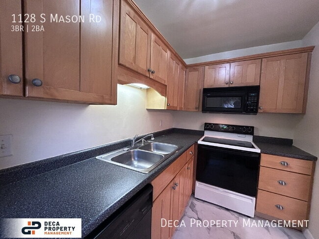 Building Photo - 1128 S Mason Rd