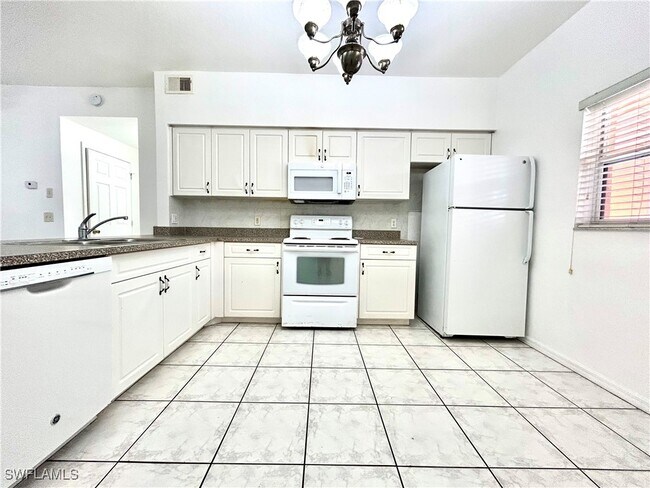 Building Photo - 1117 SW 48th Terrace