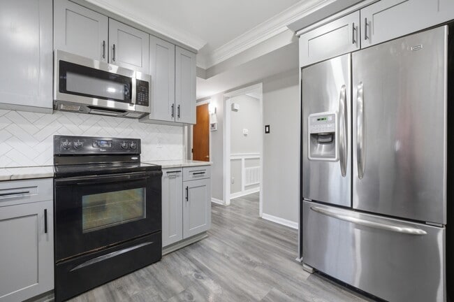 Building Photo - 25 Chowan Pl