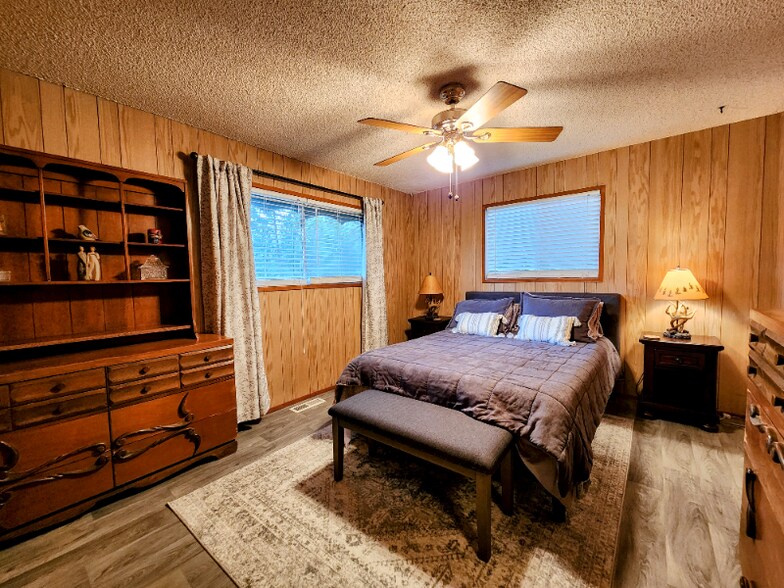 Building Photo - 1168 Jungfrau Dr