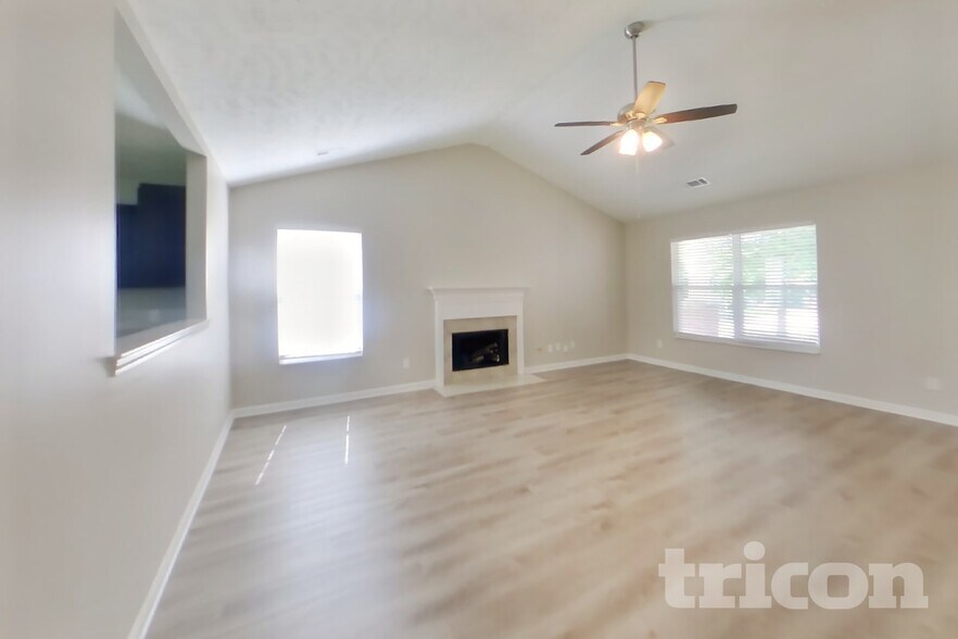 Building Photo - 125 Ivy Hill Ln