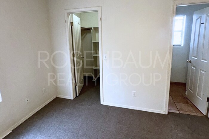 Building Photo - 4873 N Morning Star Dr