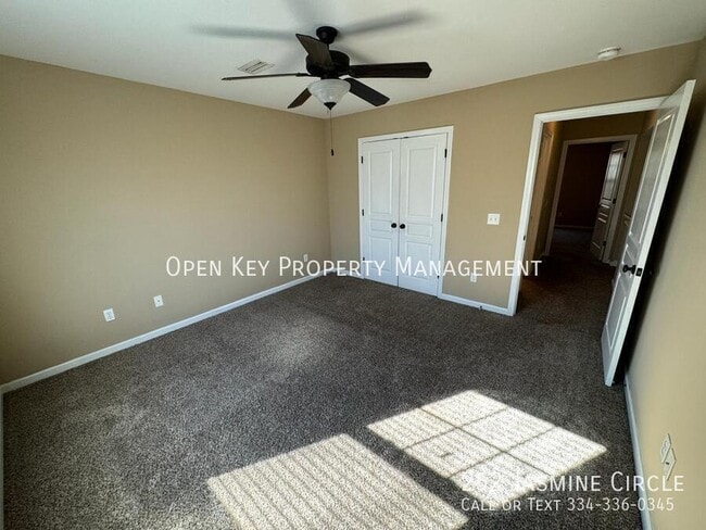 Building Photo - 252 Jasmine Cir