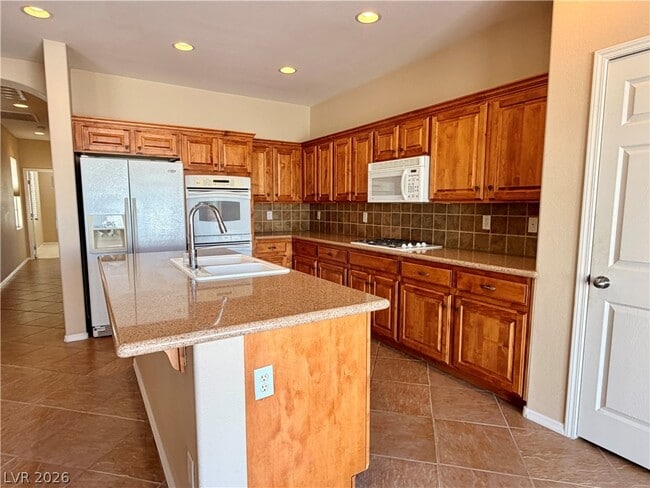 Building Photo - 9230 Sapphire Hills Ct