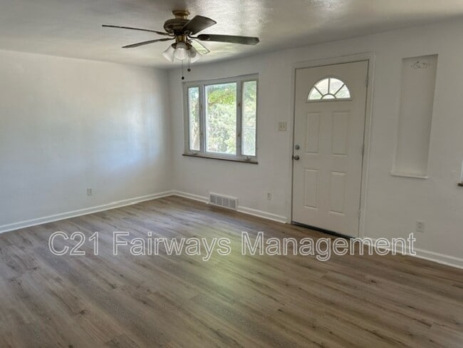 Building Photo - 4652 Old William Penn Hwy