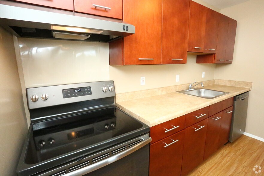 Arbor Knoll Apartments 5825 Plum Hollow Dr Ypsilanti MI 48197