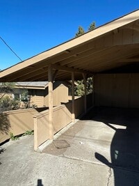 Building Photo - Soda Loper