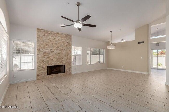 Building Photo - 11838 E Carol Ave