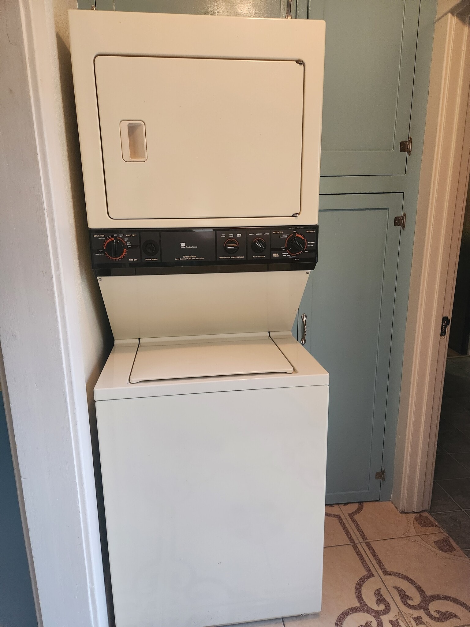 Building Photo - 612 Coronado Ave