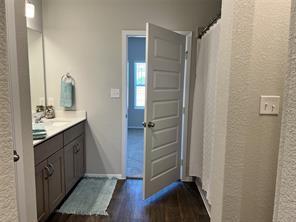 Building Photo - 13309 Riding Dr