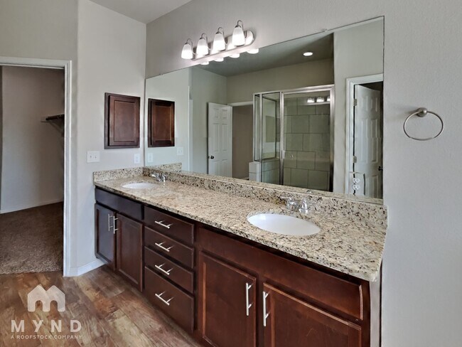 Building Photo - 317 Rusk Bluff Ave