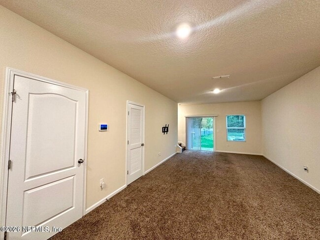 Building Photo - 336 Aralia Ln