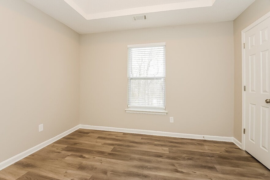 Building Photo - 206 Mystic Ct