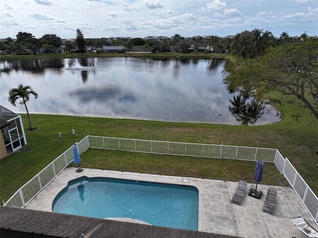 Building Photo - 1191 NW 10th Ct