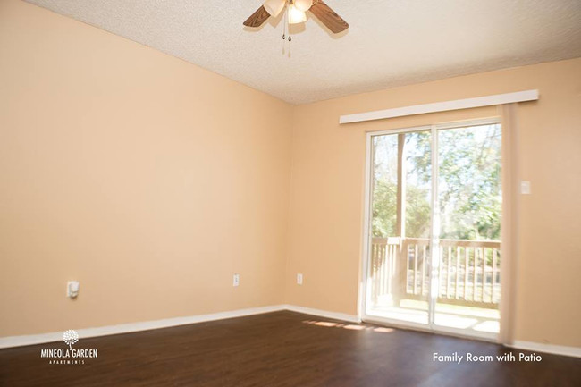 Building Photo - Mineola Garden Apts