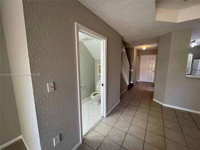 Building Photo - 14124 SW 121st Pl