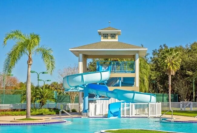 Building Photo - Heritage Isles