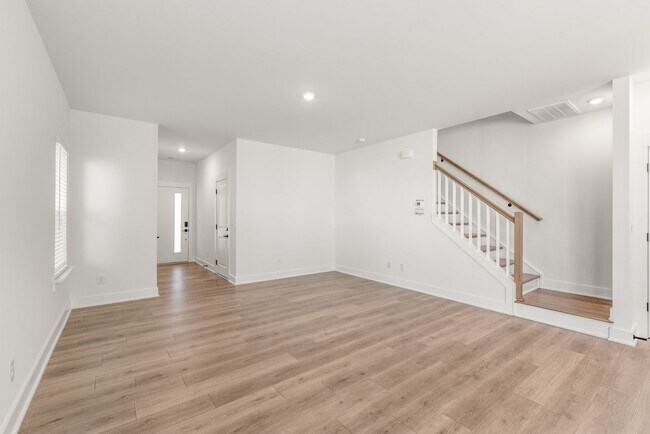 Building Photo - Bright & Modern New Construction Townhome