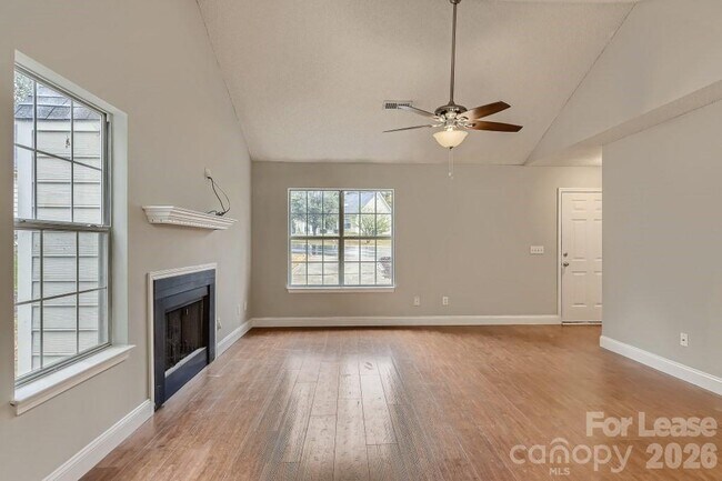Building Photo - 431 Cedarcroft Dr