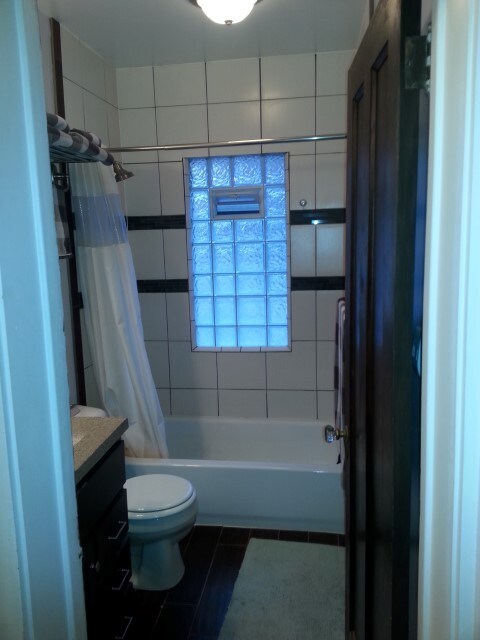 Building Photo - 1361-1363 N Hawley Rd