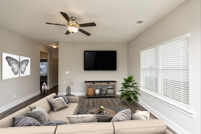 Building Photo - One level home with GARAGE and FENCED BACKYARD!