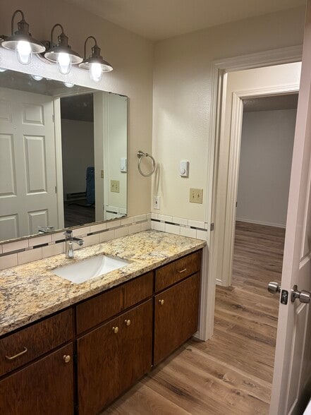 Building Photo - 12011 114th AVE CT E